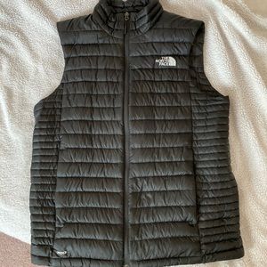 North Face • Black Puffer Vest